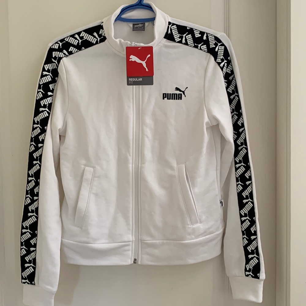 NWT. Puma sweatshirt
